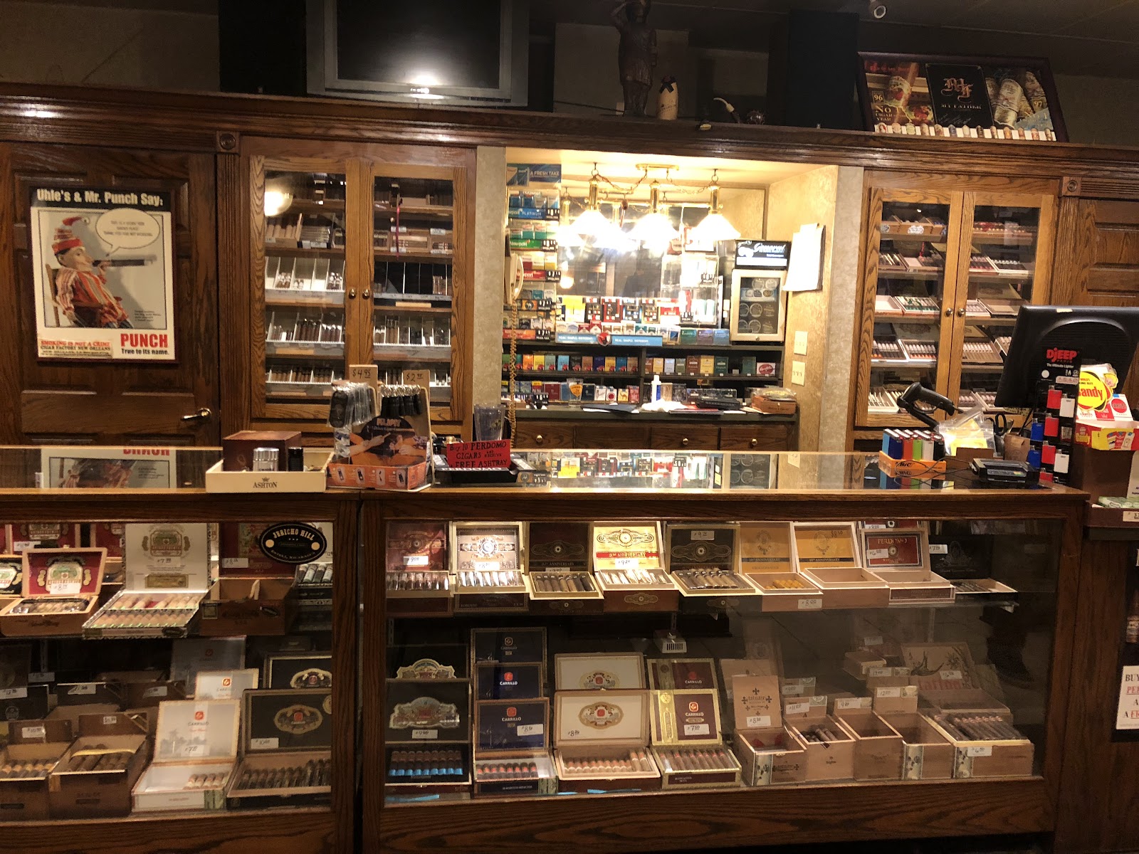 Uhle Tobacco Company photo 8