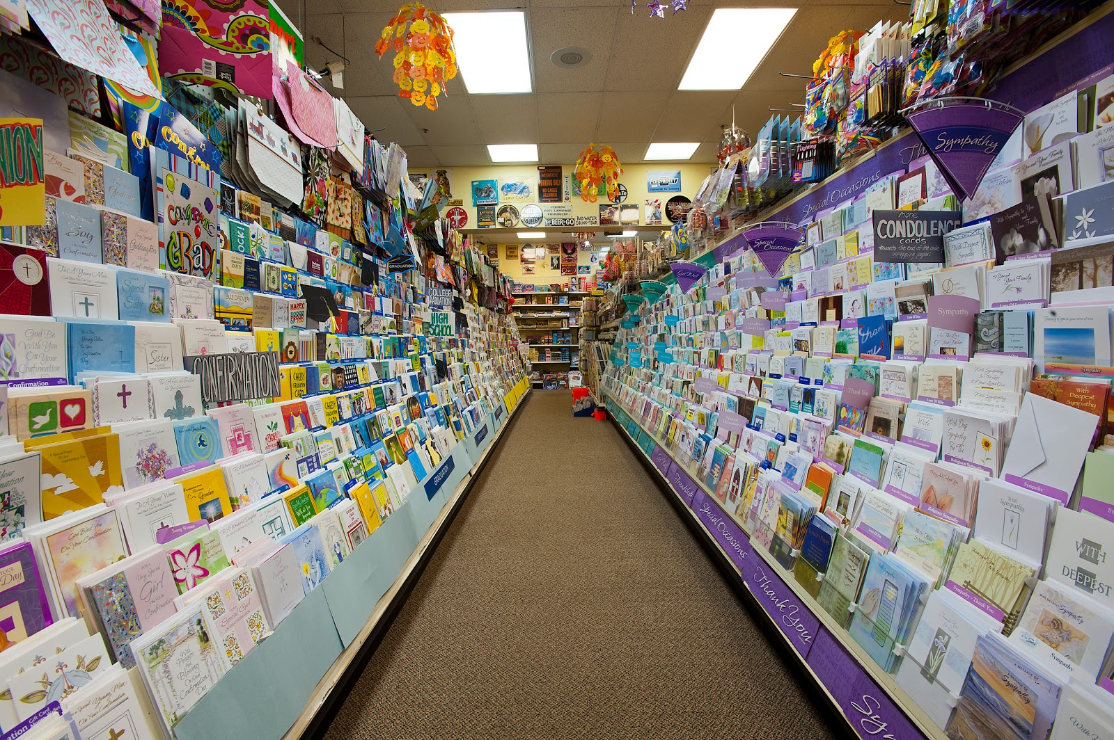 United Card & Smoke Shop photo 3