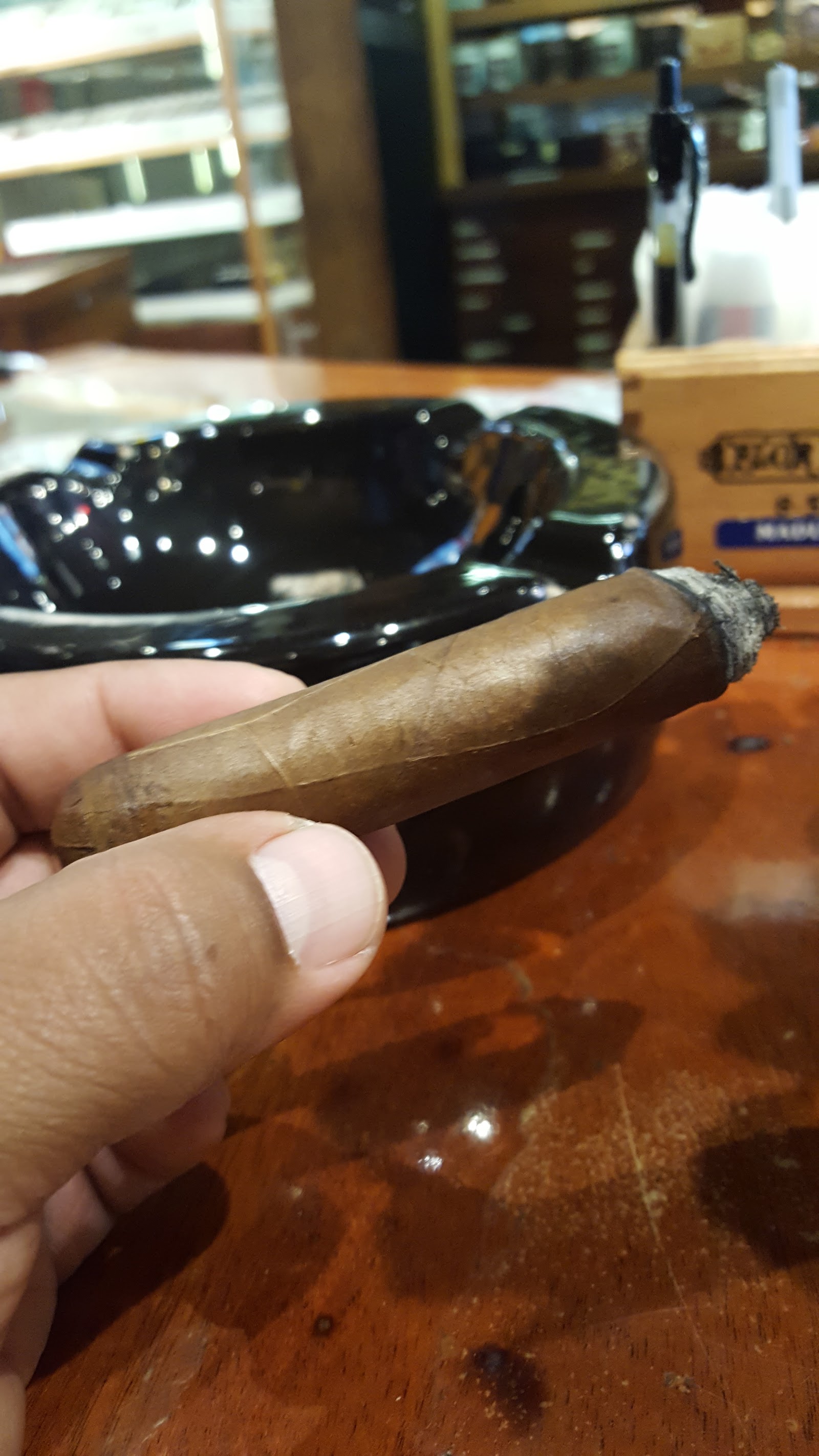 Up Down Cigar photo 4