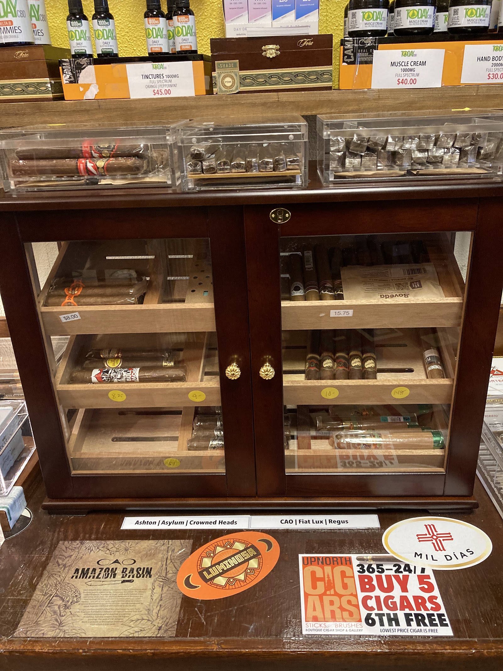 Up North Cigars & Gallery photo 4