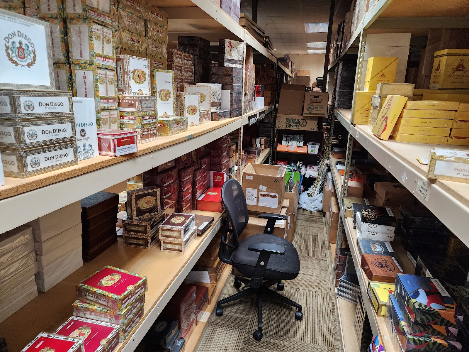 US Cigar Exchange photo 6