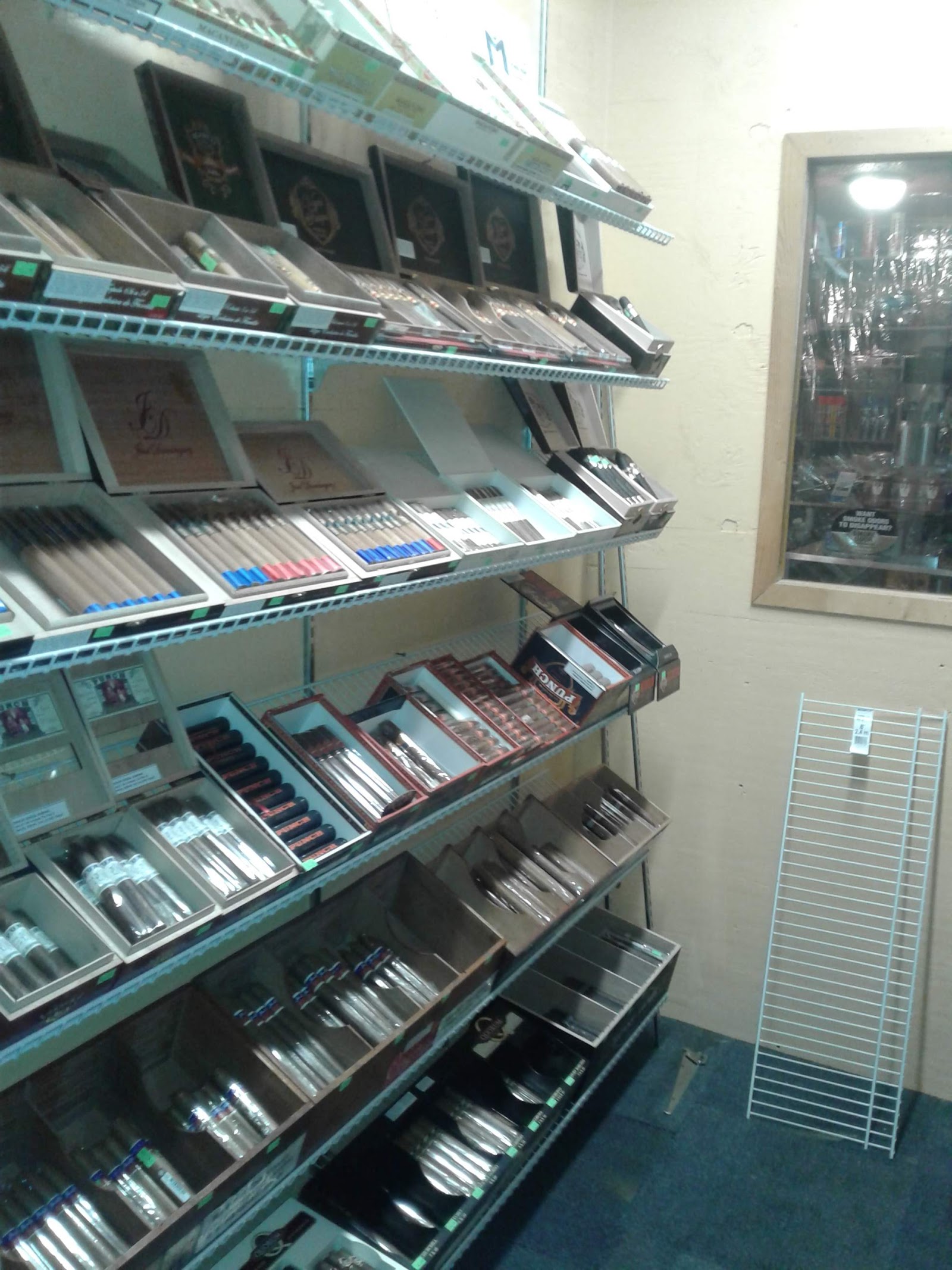 Utopia Cigar photo 10