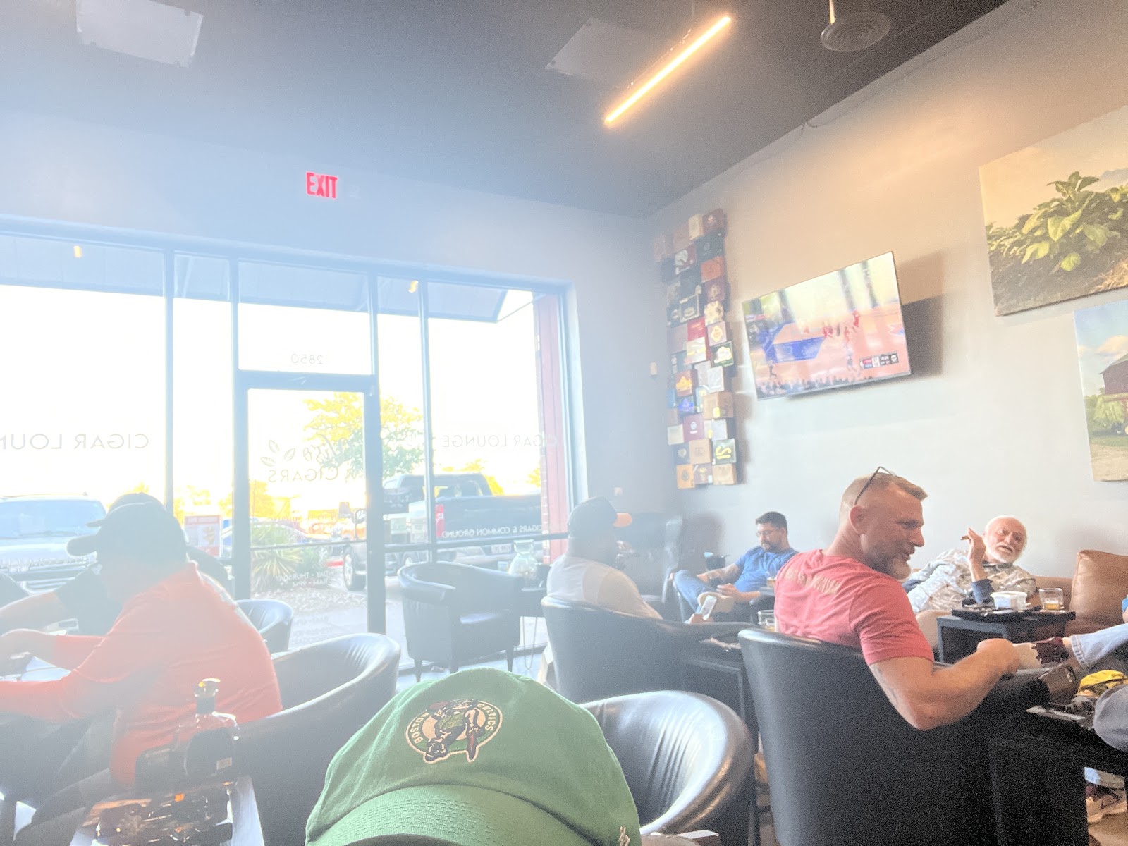 Viso Cigar Lounge photo 7