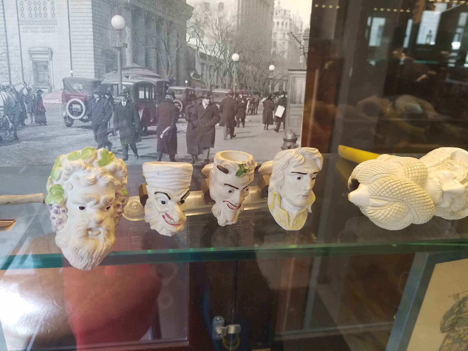W. Curtis Draper Tobacconist photo 3