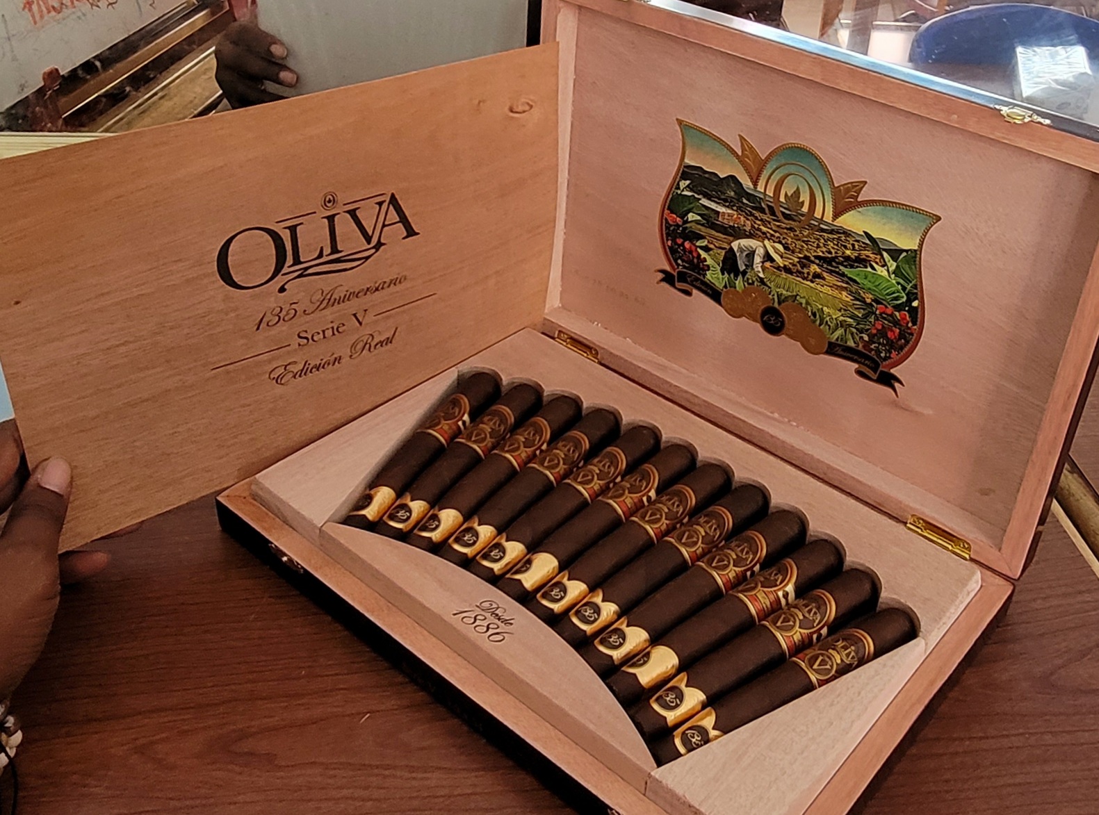 Waldorf Cigar Bar photo 4