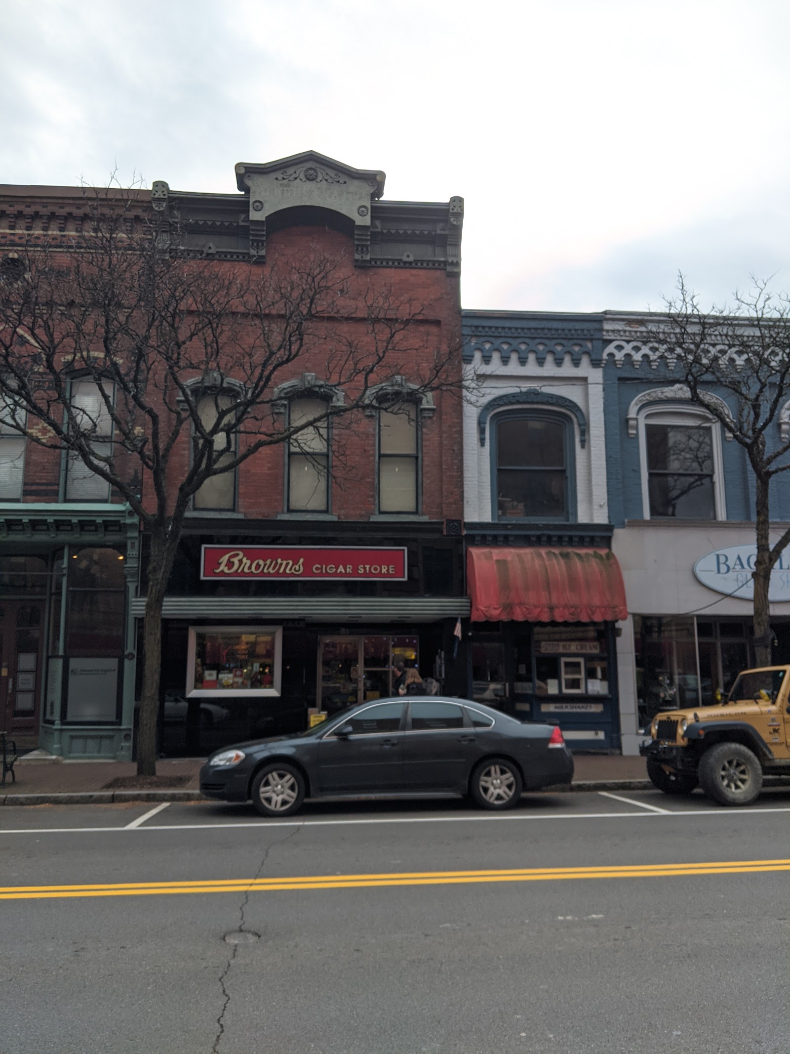 WE Brown & Co Inc dba Brown's Cigar Store photo 7