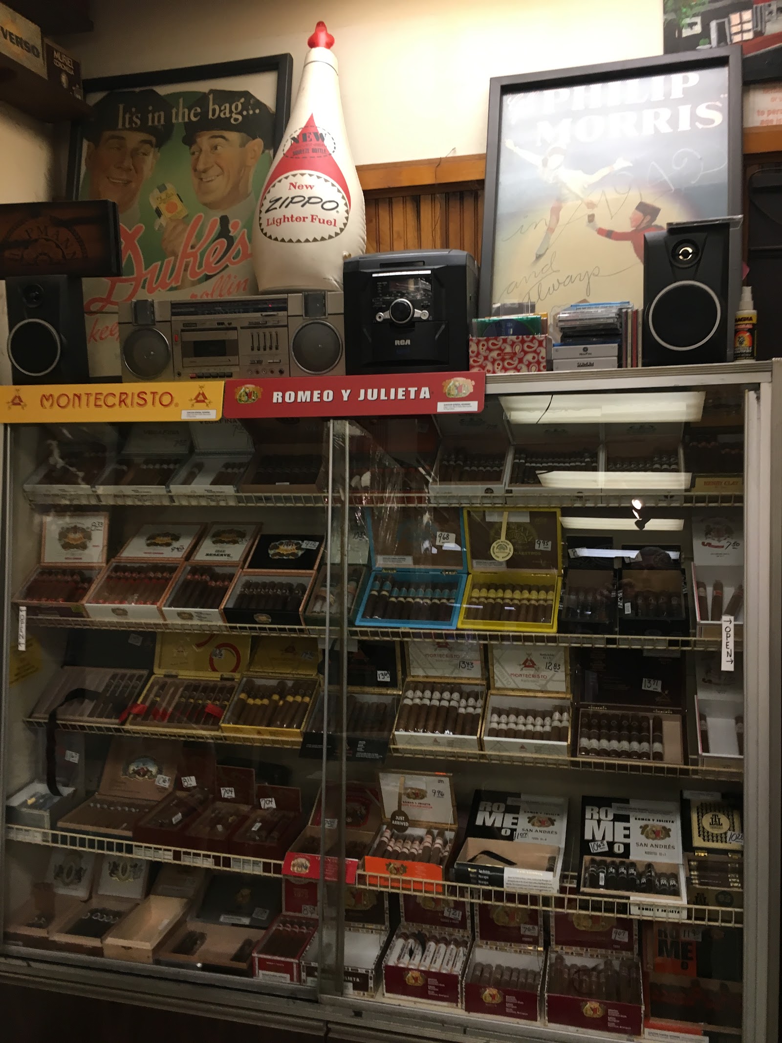 WE Brown & Co Inc dba Brown's Cigar Store photo 9