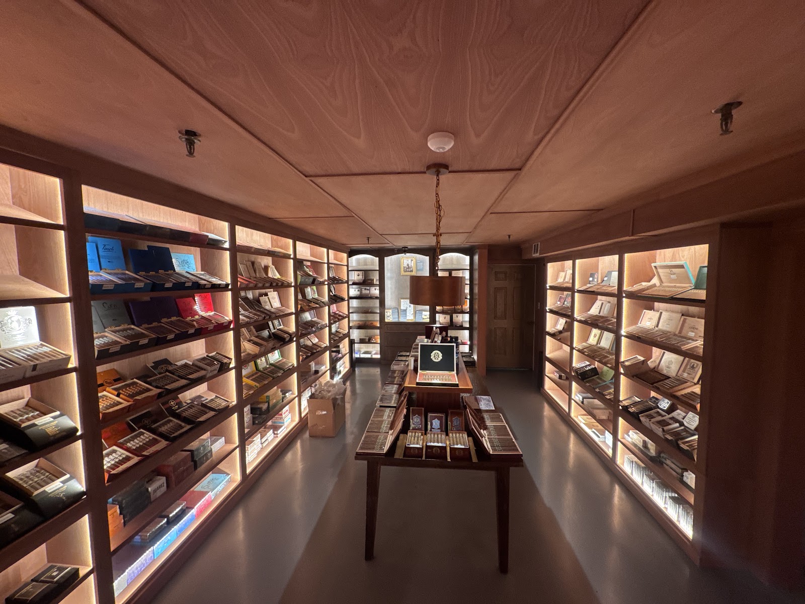Wendell Cigar Co. photo 2