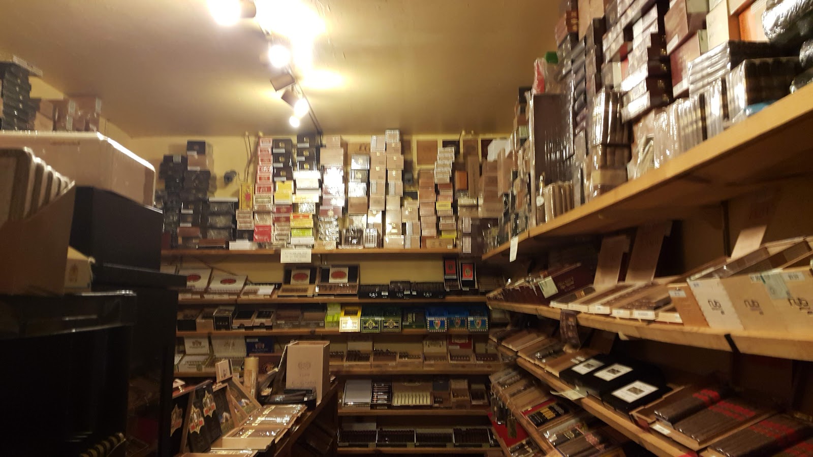 West Coast Cigar Company LLC photo 2
