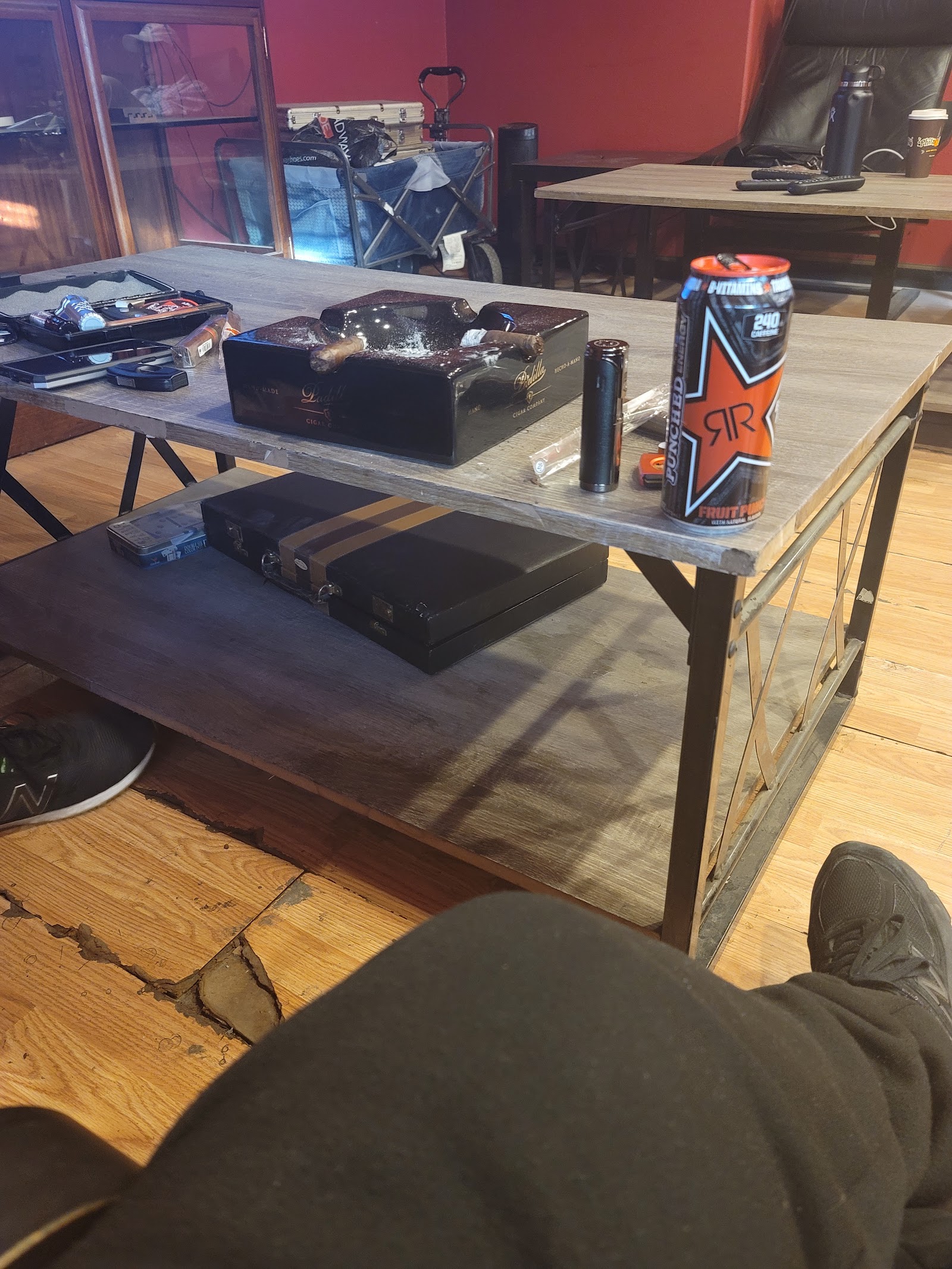 West Coast Cigar Company LLC photo 4