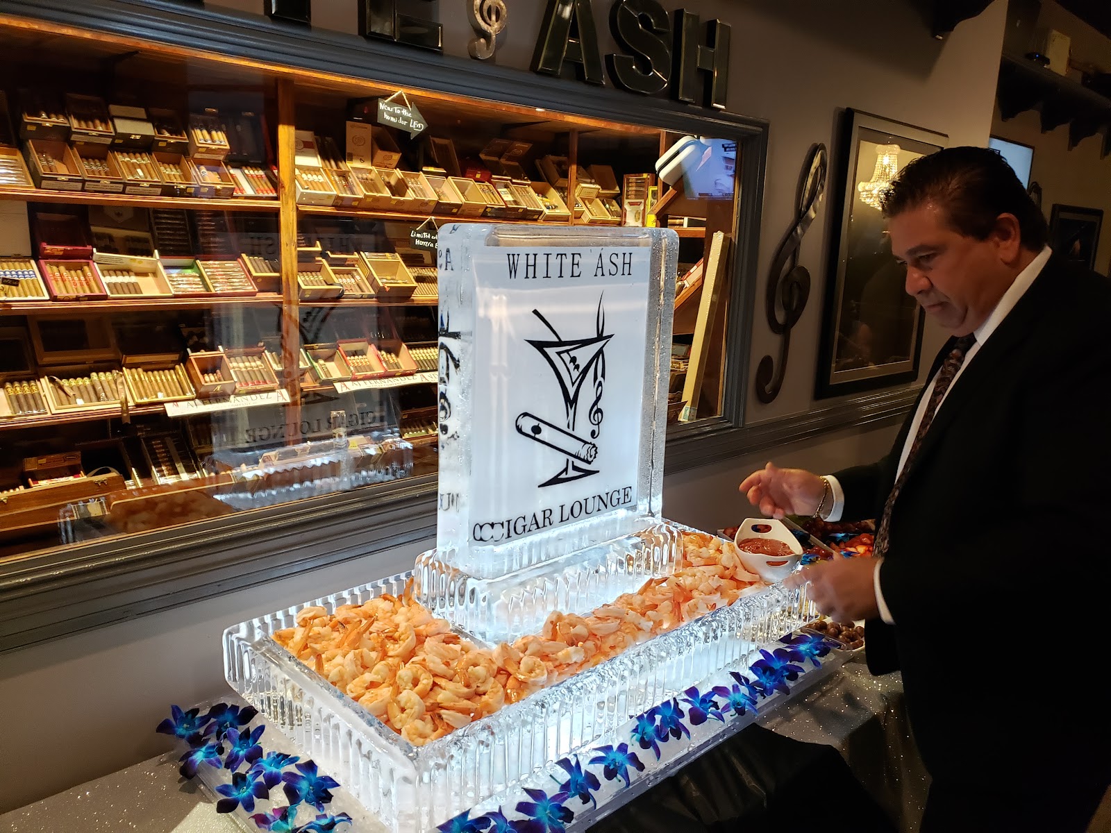 White Ash Cigar Lounge photo 10