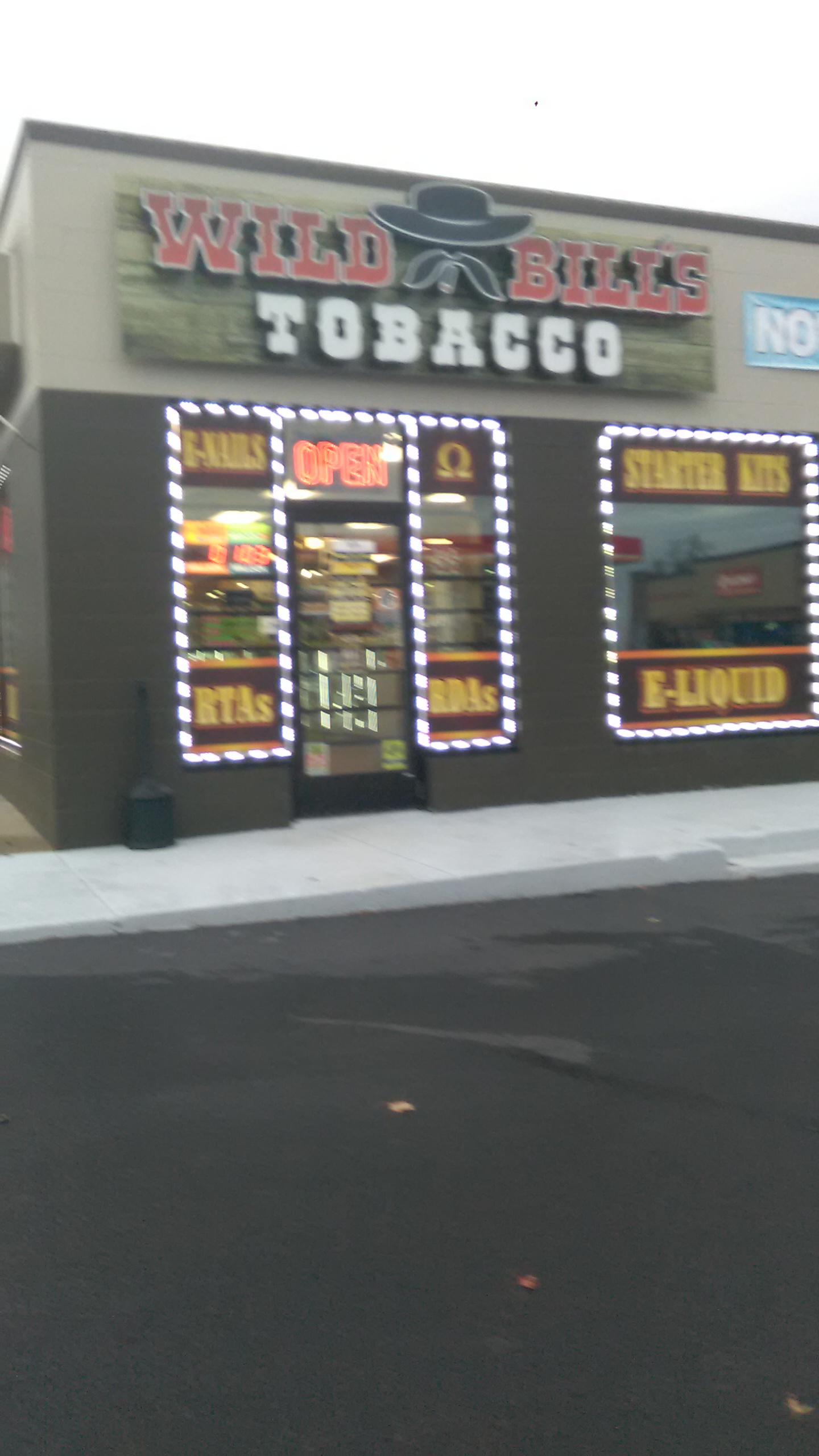 Wild Bill's Tobacco - Battle Creek, MI photo 10
