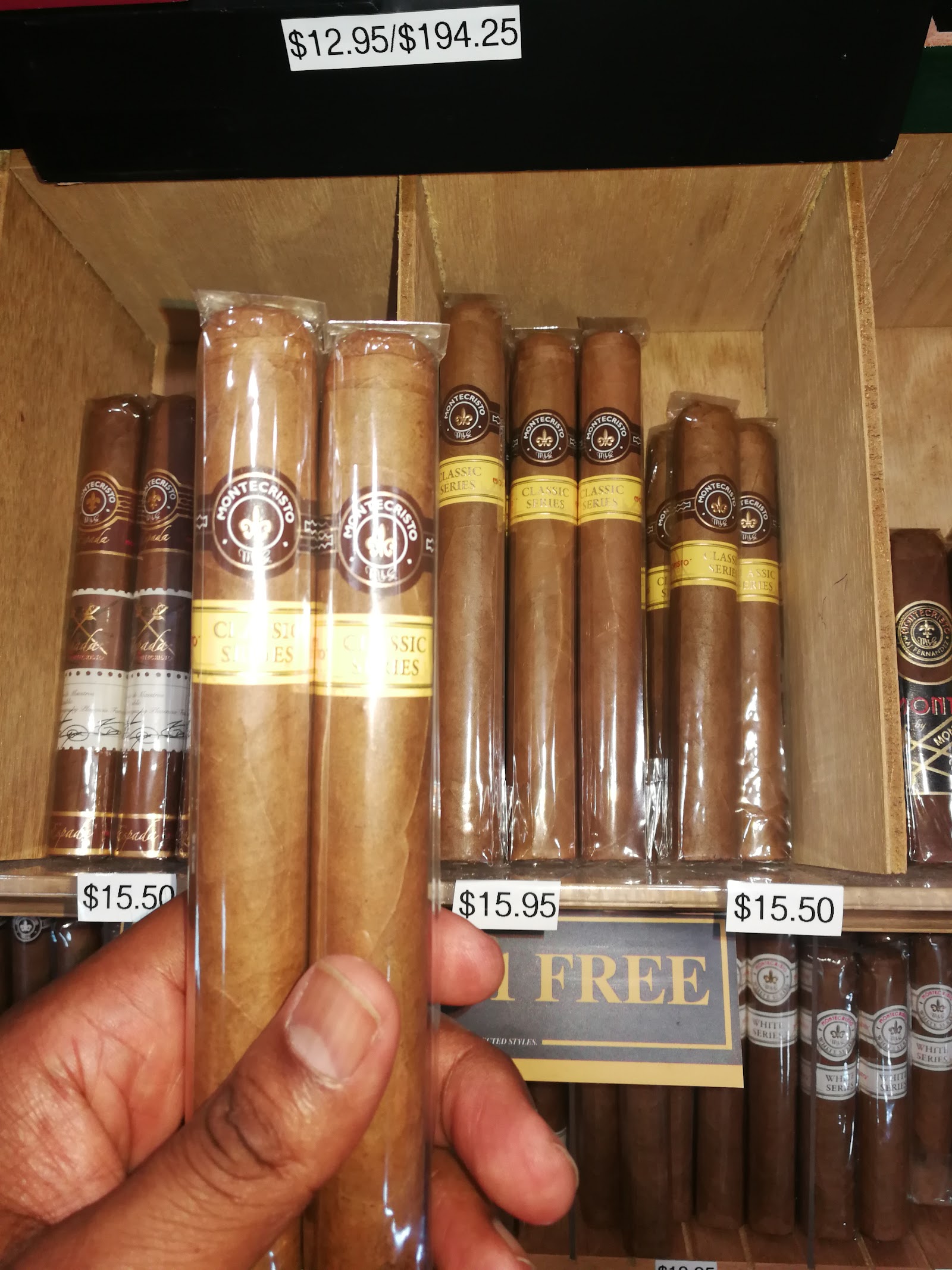 Wild Bill's Tobacco - Berkley, MI photo 9