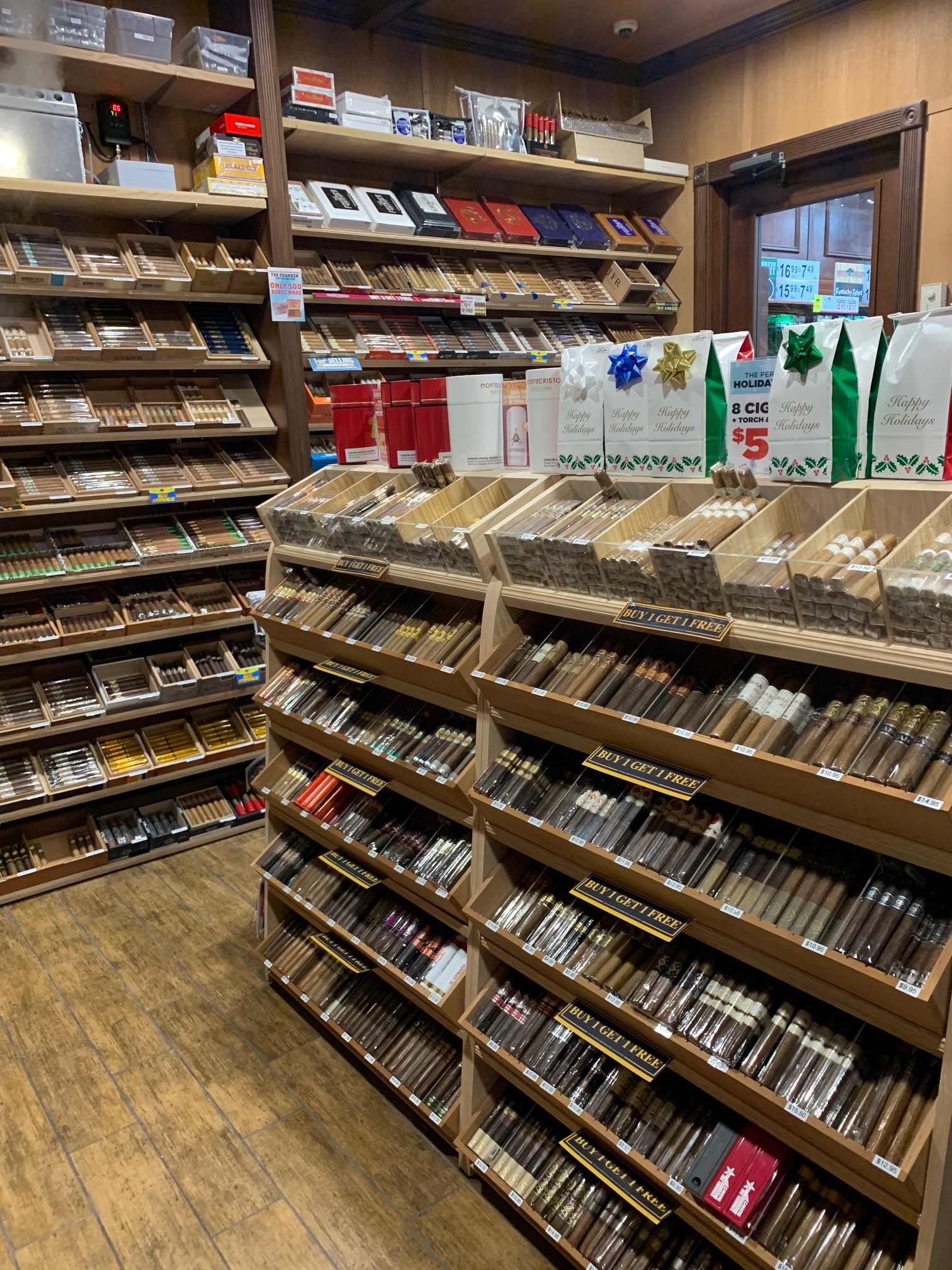 Wild Bill's Tobacco - Clawson, MI photo 6
