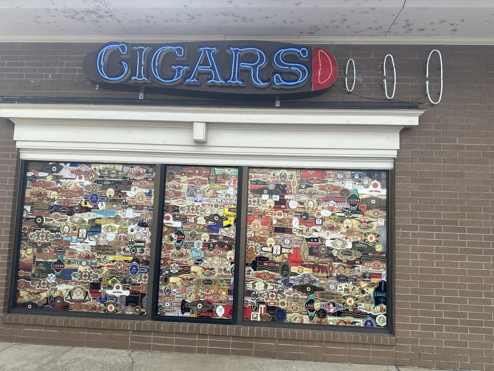 Winston's Pipe & Cigar Emporium