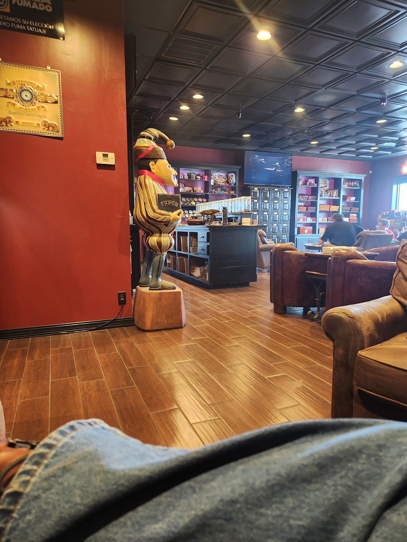 Winston's Pipe & Cigar Emporium photo 7