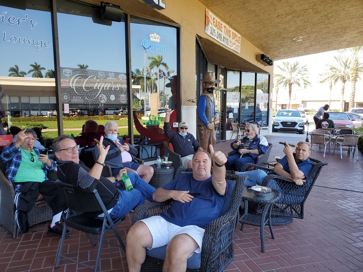 Xaviers Cigar Lounge photo 7
