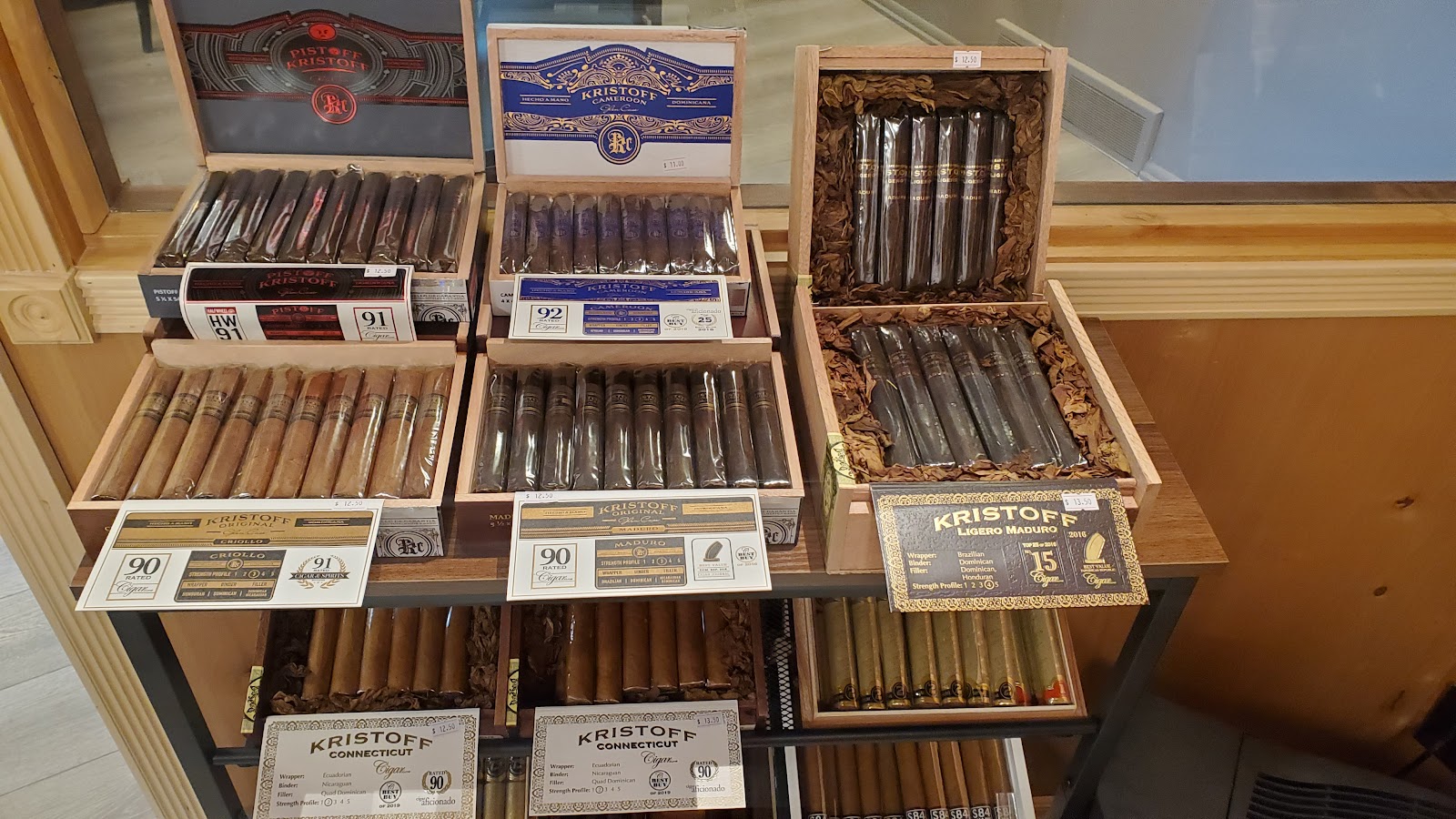 Yellowstone Cigar Company LLC photo 4