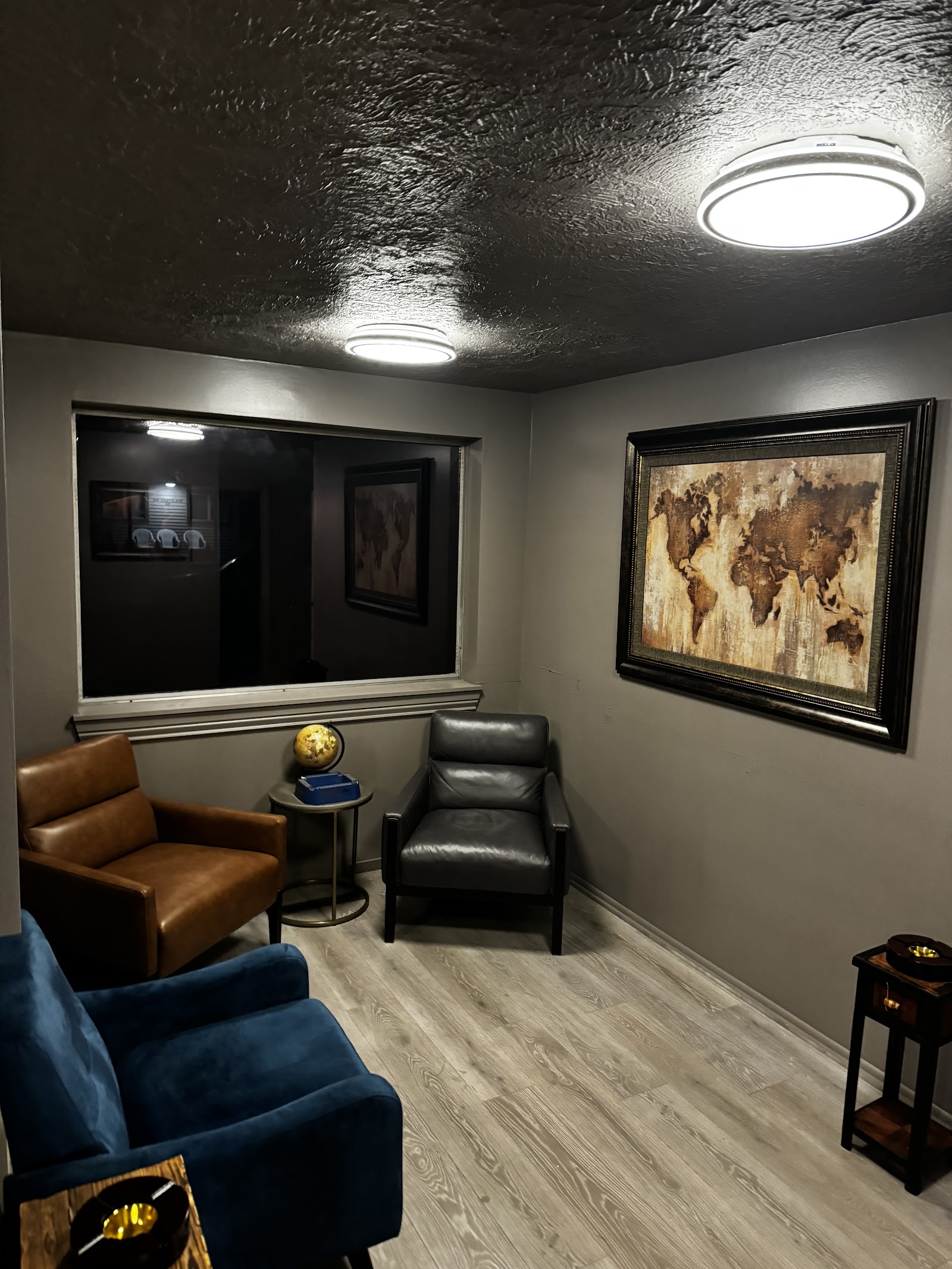 Yellowstone Cigar Company LLC photo 9