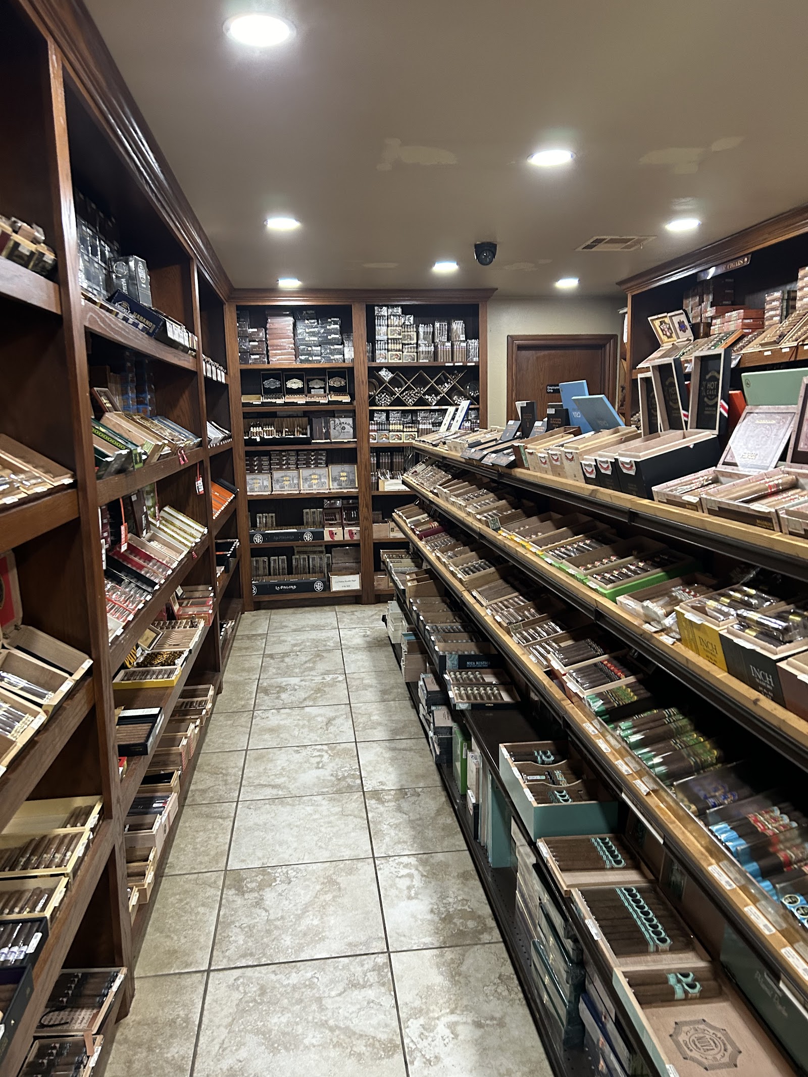 ZT Cigars (HQ) photo 6